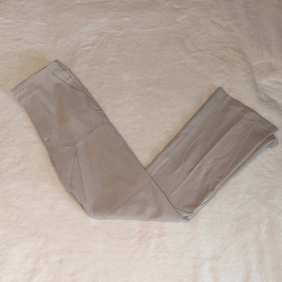 Abercrombie & Fitch Pants - Abercrombie & Fitch Women's Beige Trousers